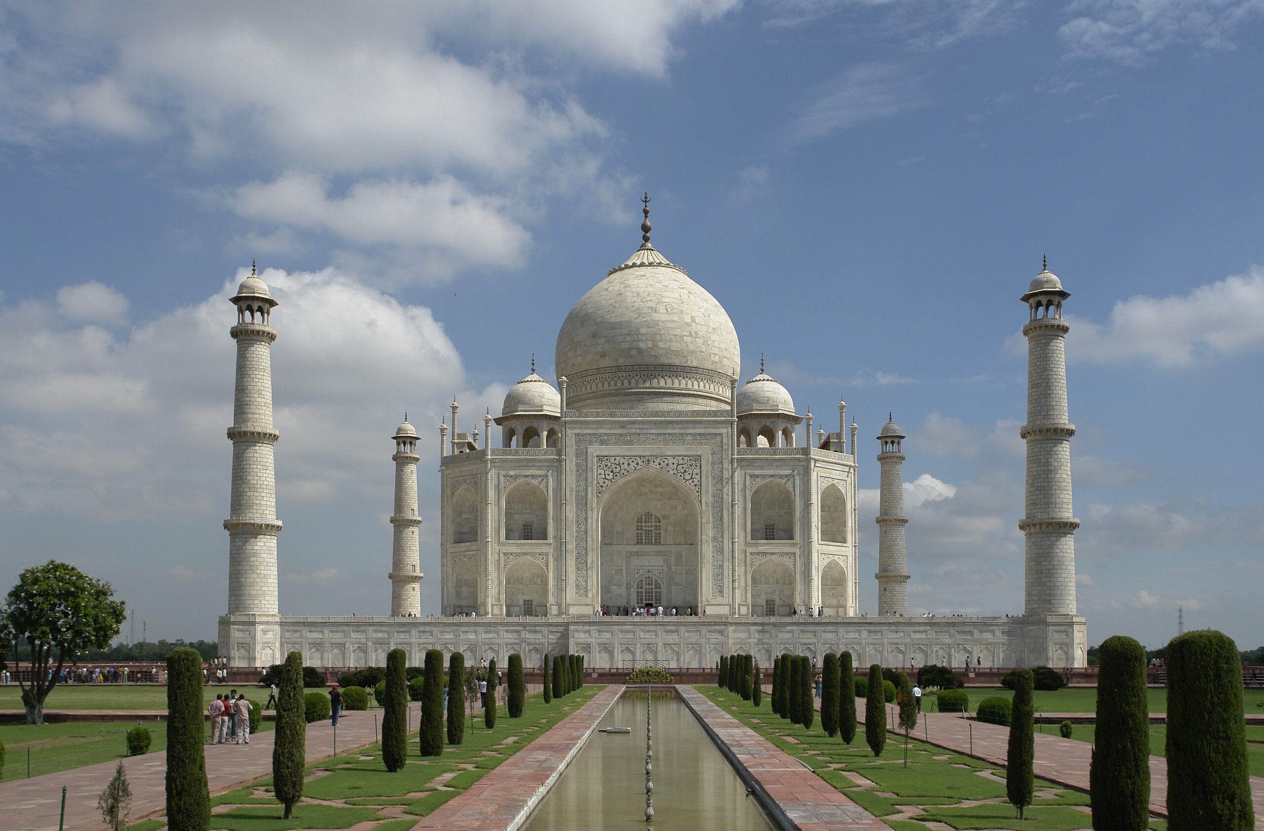 Domestic and international tour packages by Saar Holidays
